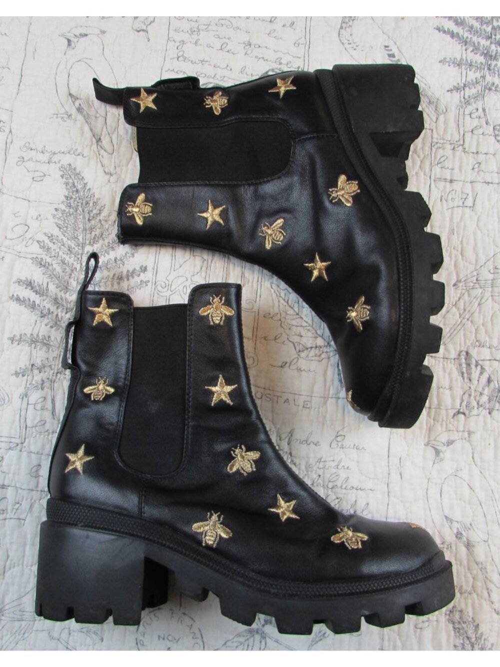 Gucci Womens LEATHER Ankle Boots  Gold EmbroiderY Stars Bees Sz 39 8.5 / 9